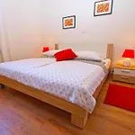 Neue Wohnung In Loborika Mit Grosser Terrasse